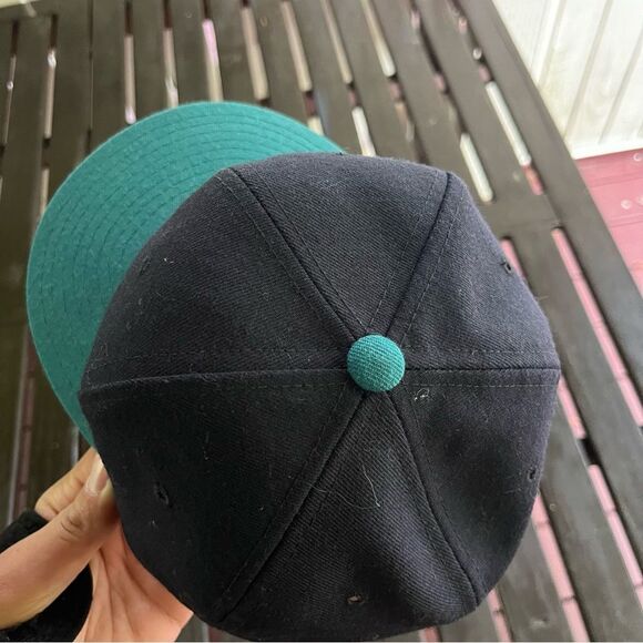 Vintage New Era 5950 Pro Model Wool Mariners Cap (6 7/8) (Made in USA 🇺🇸) - Picture 2 of 5